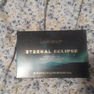 Lunar Beauty Eternal Eclipse Palette- never used!!!